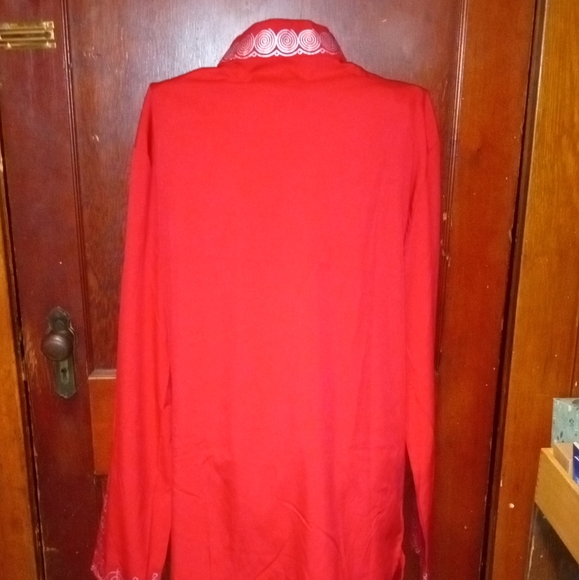 Beautiful red & silver kurtas pyjamas top w/silver buttons band collar no labels - Picture 11 of 12